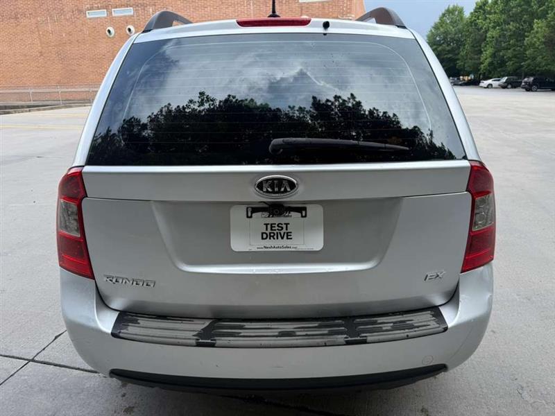 Kia Rondo  2009