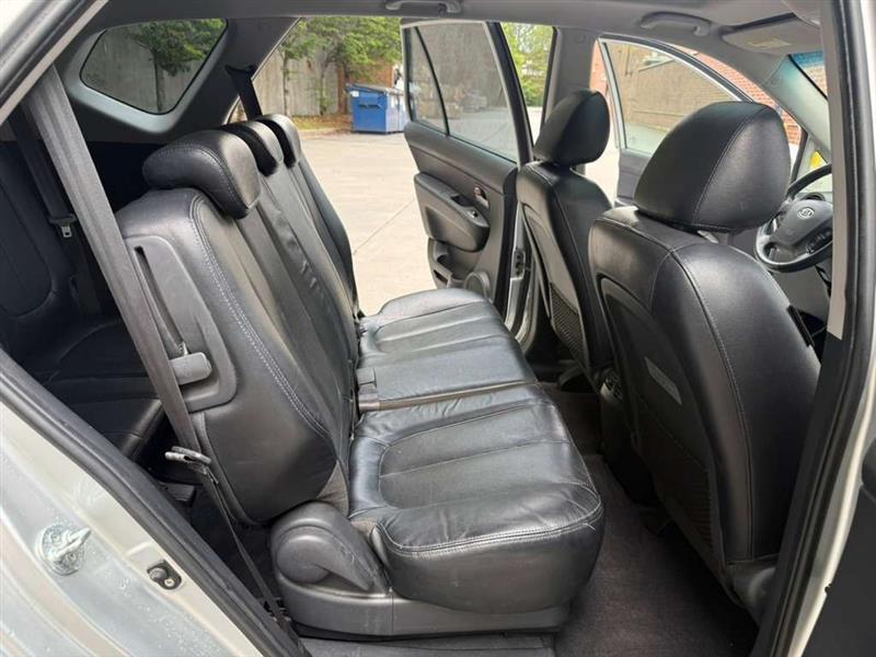 Kia Rondo  2009