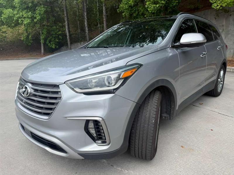 2017 Hyundai Santa Fe SE Ultimate FWD's photo