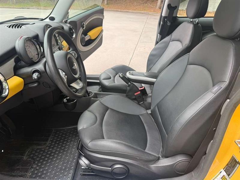 MINI Cooper  2008