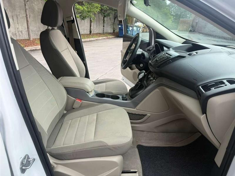 Ford Escape  2015
