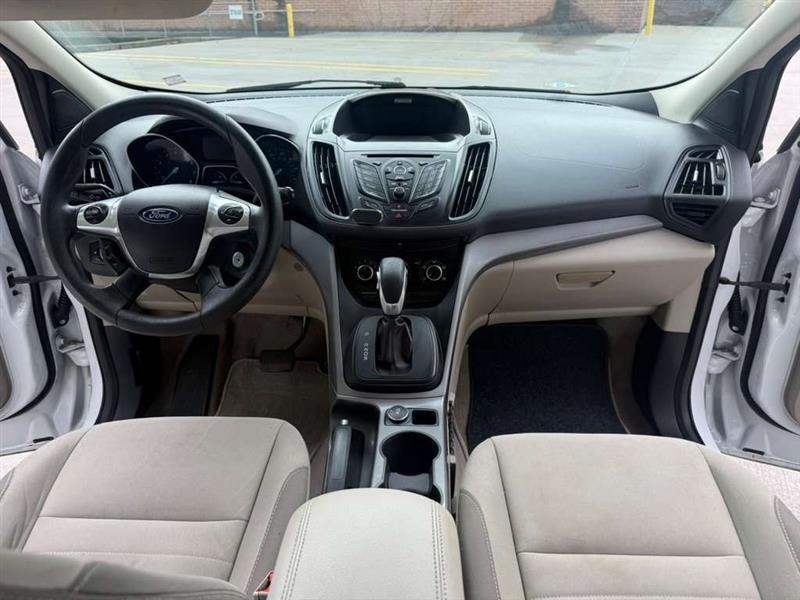 Ford Escape  2015