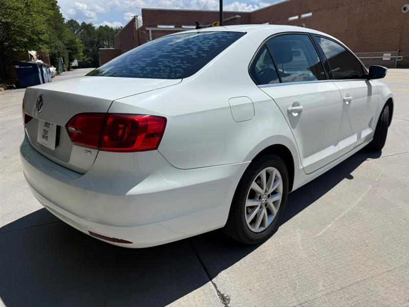Volkswagen Jetta  2014