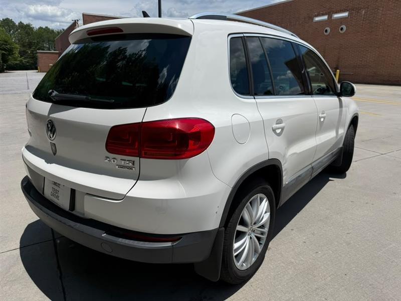 Volkswagen Tiguan  2013