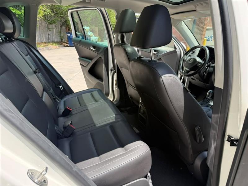 Volkswagen Tiguan  2013