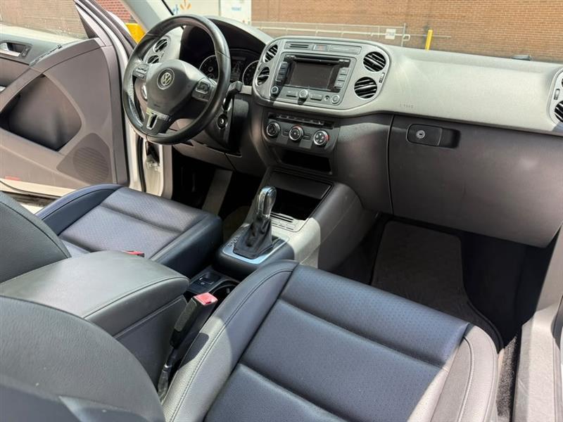 Volkswagen Tiguan  2013