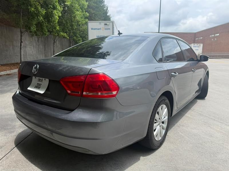 Volkswagen Passat  2013