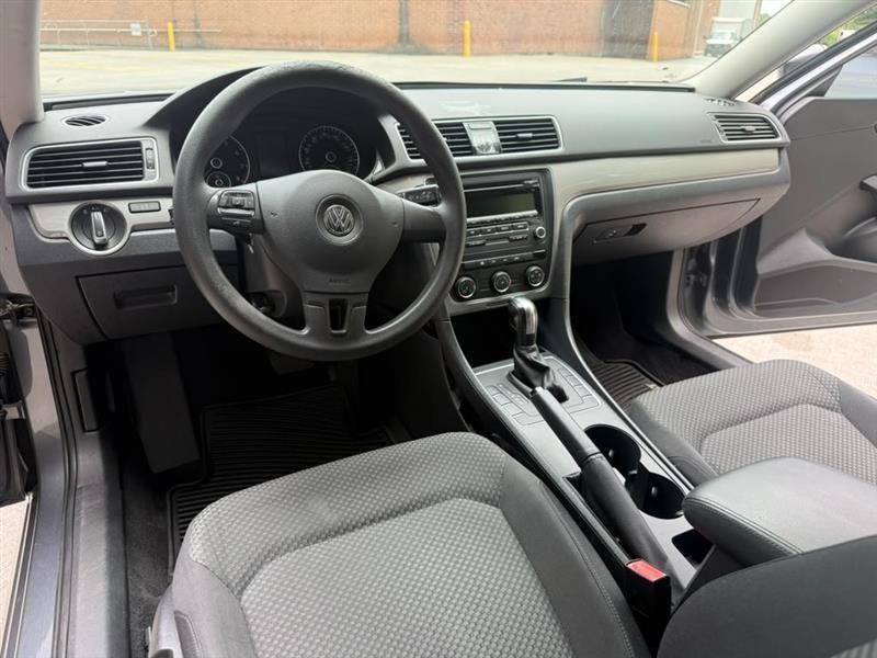 Volkswagen Passat  2013