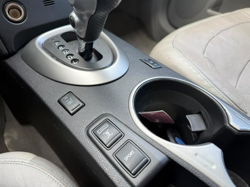 Nissan Rogue  2013