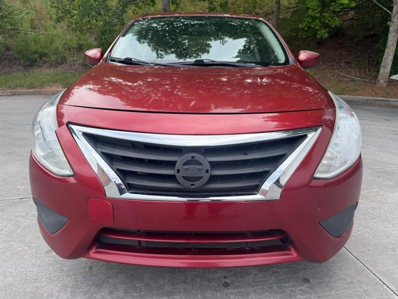 Nissan Versa  2017