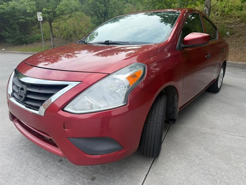 Nissan Versa  2017