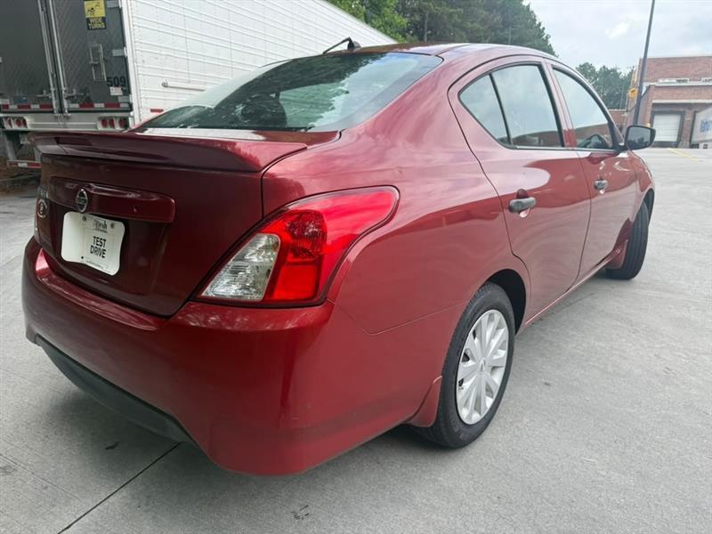 Nissan Versa  2017