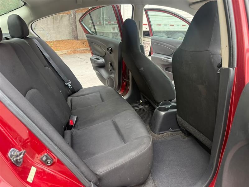 Nissan Versa  2017