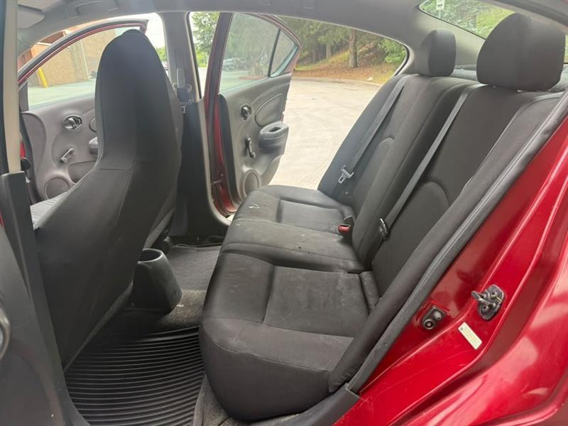 Nissan Versa  2017