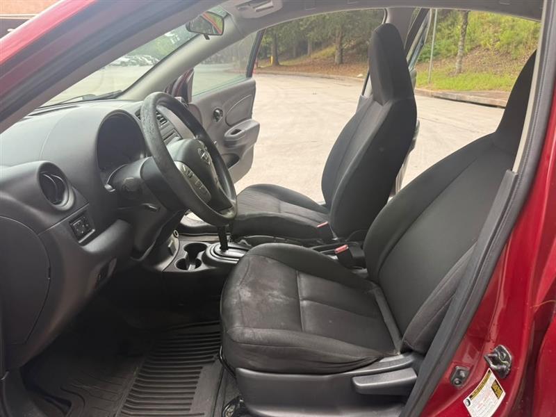 Nissan Versa  2017