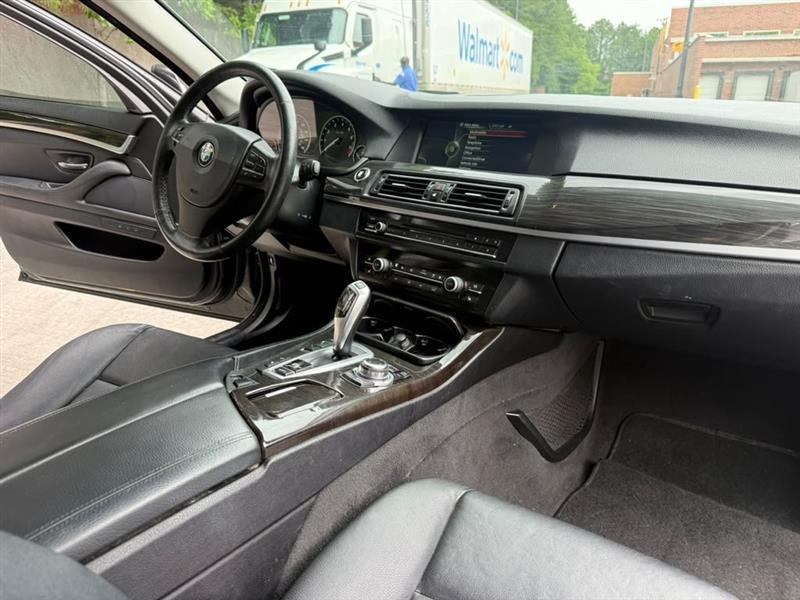 BMW 5-Series  2013