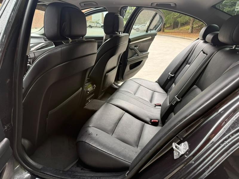 BMW 5-Series  2013