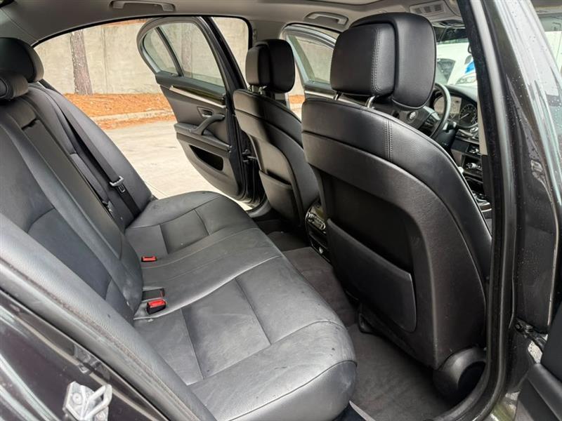 BMW 5-Series  2013