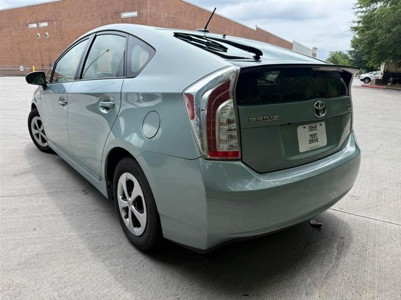 Toyota Prius  2013