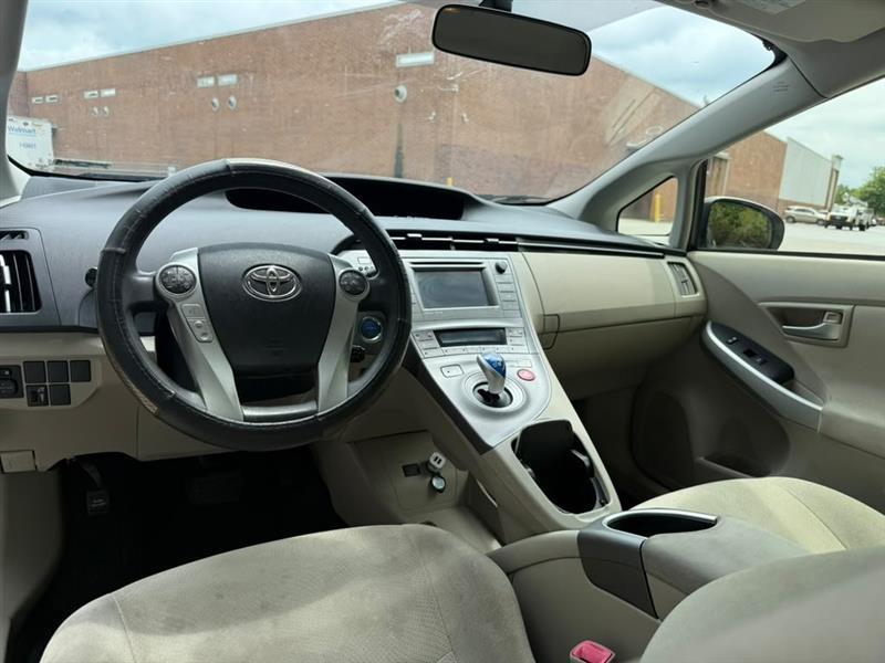 Toyota Prius  2013