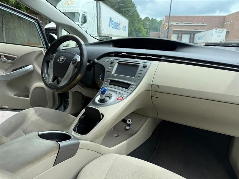 Toyota Prius  2013