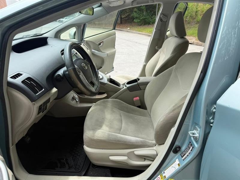 Toyota Prius  2013