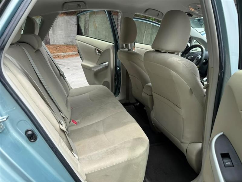 Toyota Prius  2013