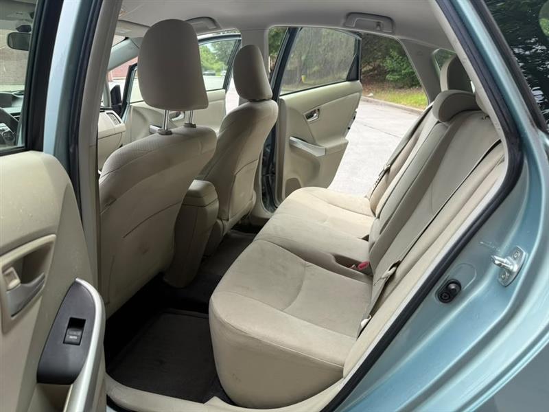 Toyota Prius  2013