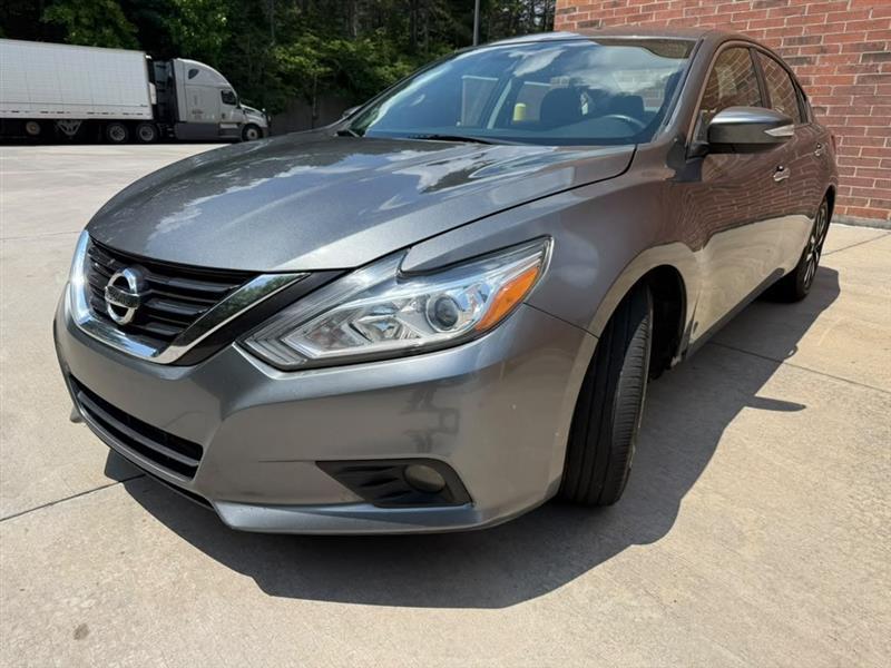 Nissan Altima  2018