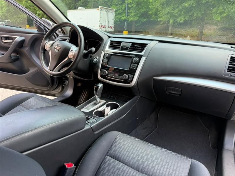 Nissan Altima  2018