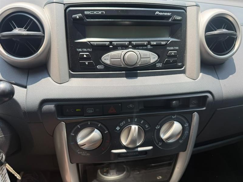 Scion xA  2006