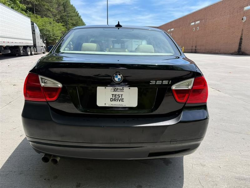 BMW 3-Series  2006