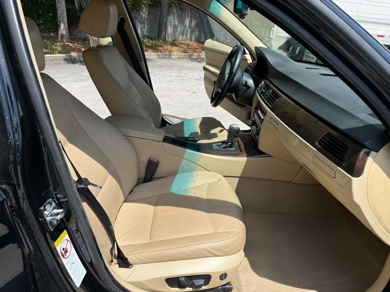 BMW 3-Series  2006