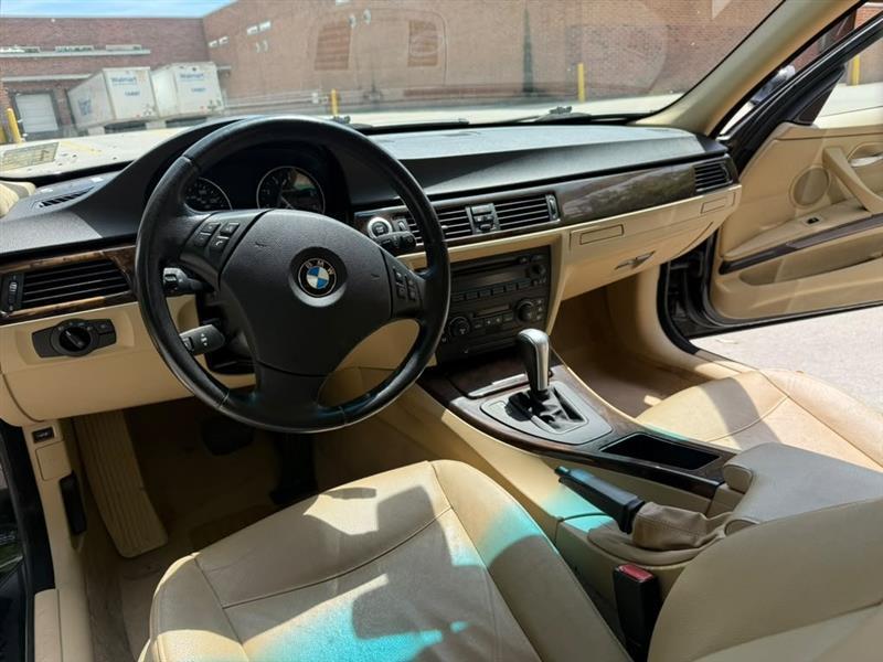 BMW 3-Series  2006