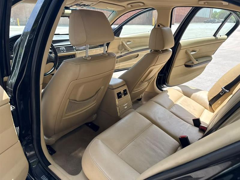 BMW 3-Series  2006