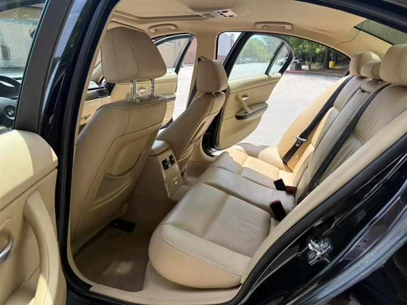 BMW 3-Series  2006
