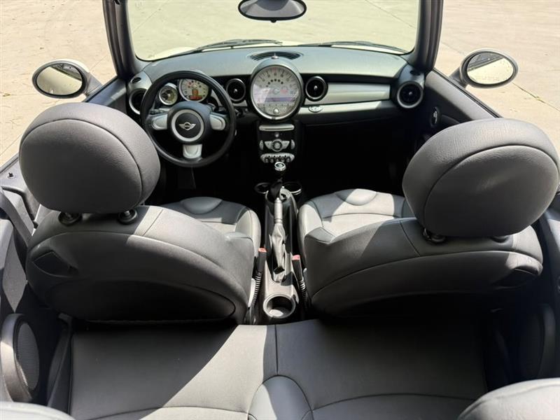 MINI Cooper  2009