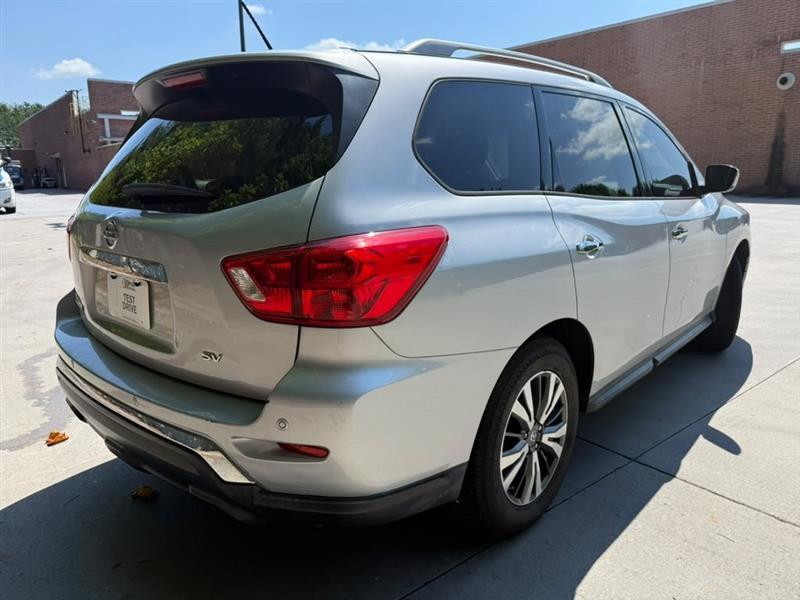 Nissan Pathfinder  2017