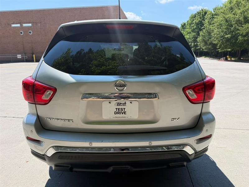 Nissan Pathfinder  2017