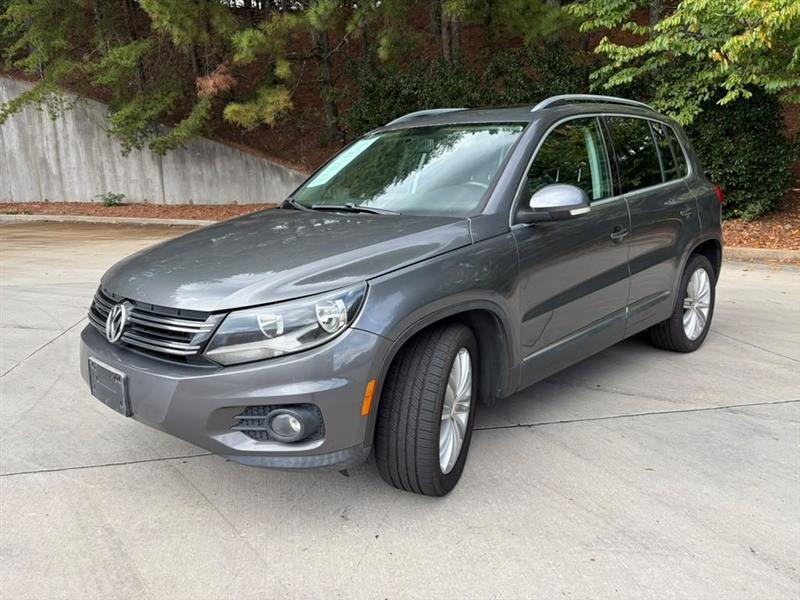 Volkswagen Tiguan  2013