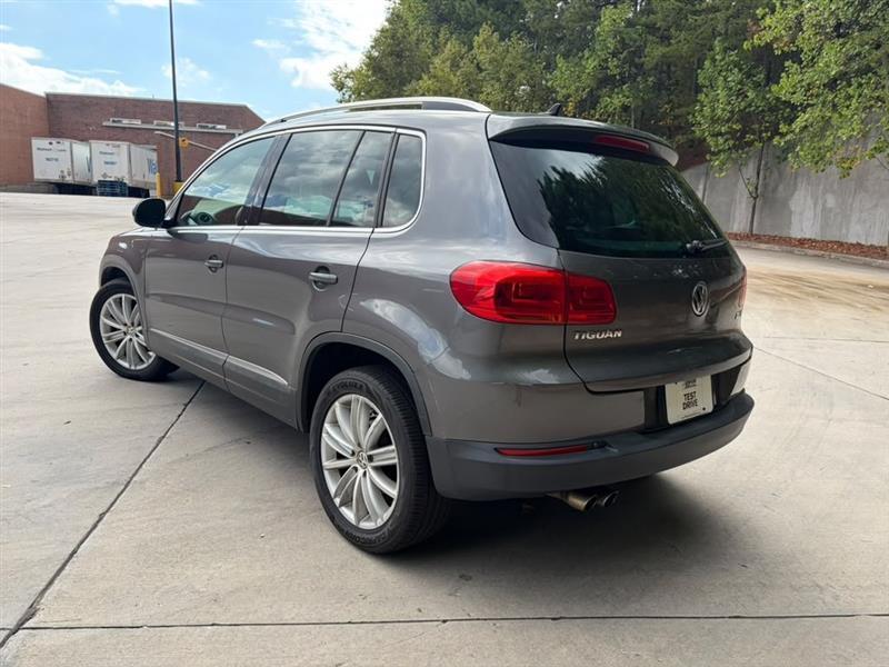 Volkswagen Tiguan  2013