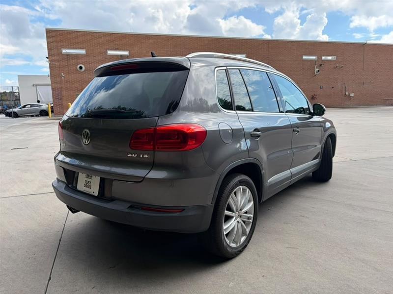 Volkswagen Tiguan  2013