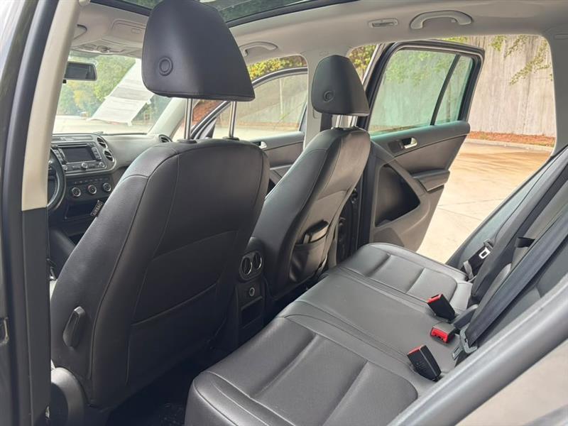 Volkswagen Tiguan  2013