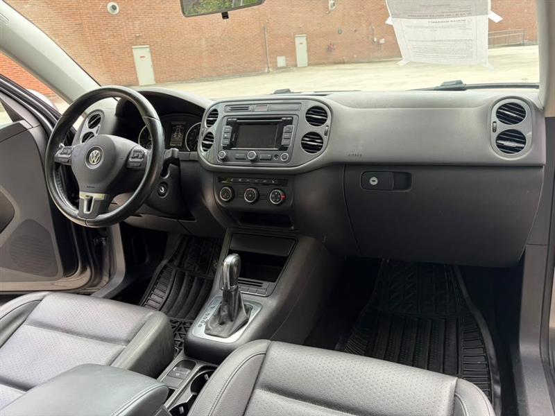 Volkswagen Tiguan  2013