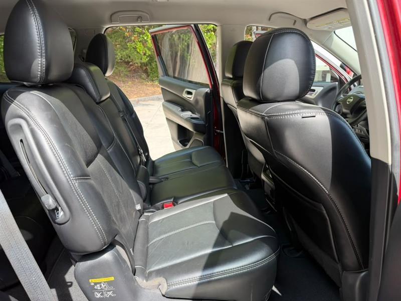 Nissan Pathfinder  2017