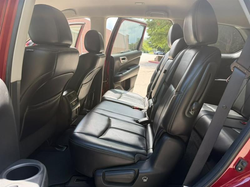 Nissan Pathfinder  2017