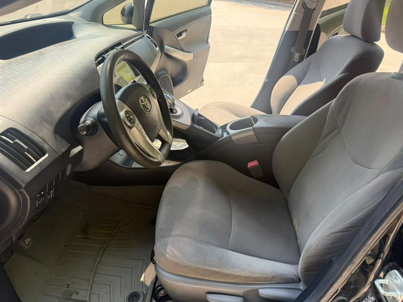 Toyota Prius  2013