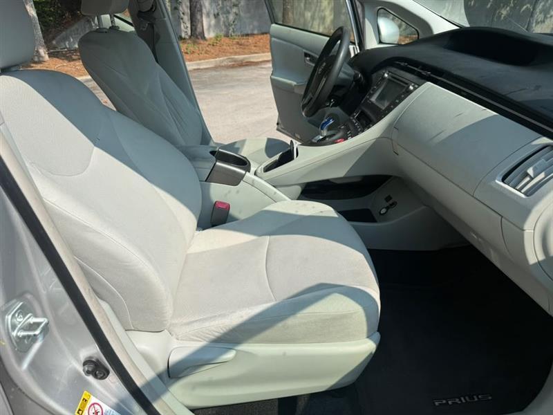 Toyota Prius  2013