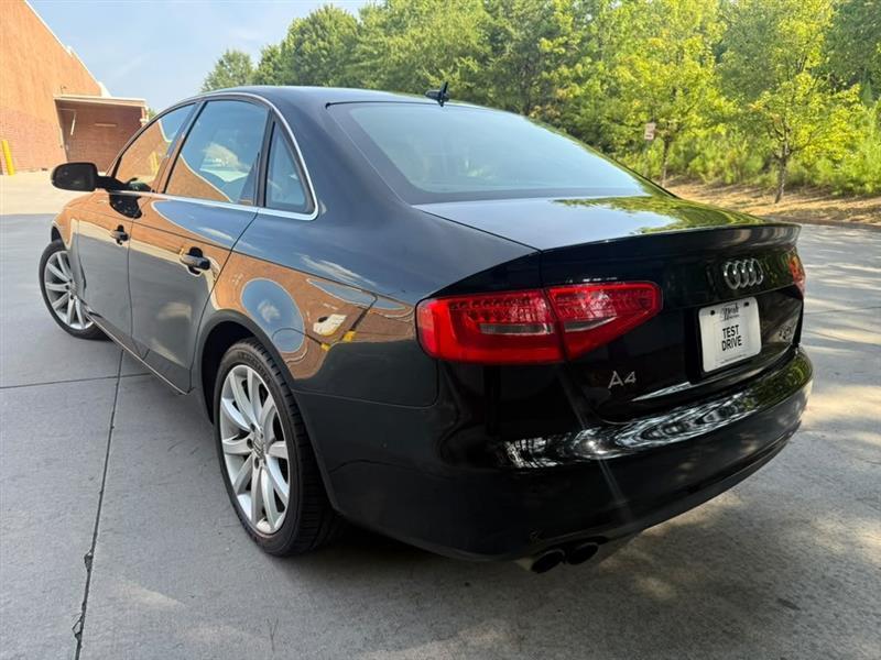 Audi A4  2013