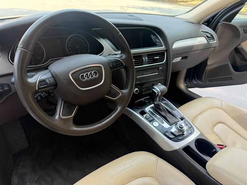 Audi A4  2013